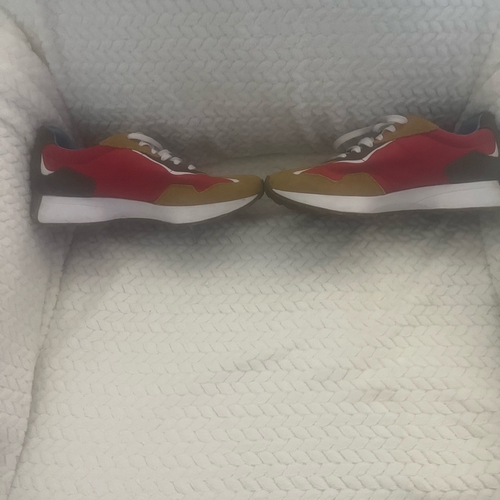 Vibrant Red and Gold Women's Athletic Shoes - Picture 4 of 13
